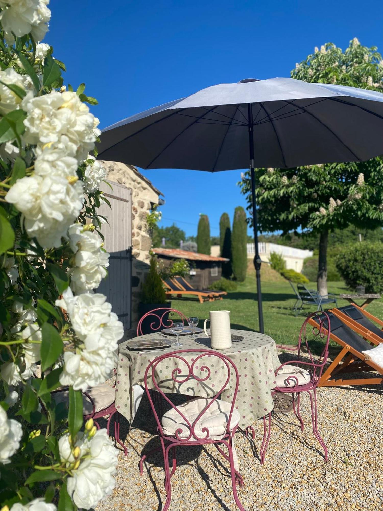Villa La Magnanerie En Provence Niozelles Exterior foto